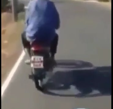 Download Video Status Whatsapp Video Lucu 30 Detik Naik Motor Bergoyang
